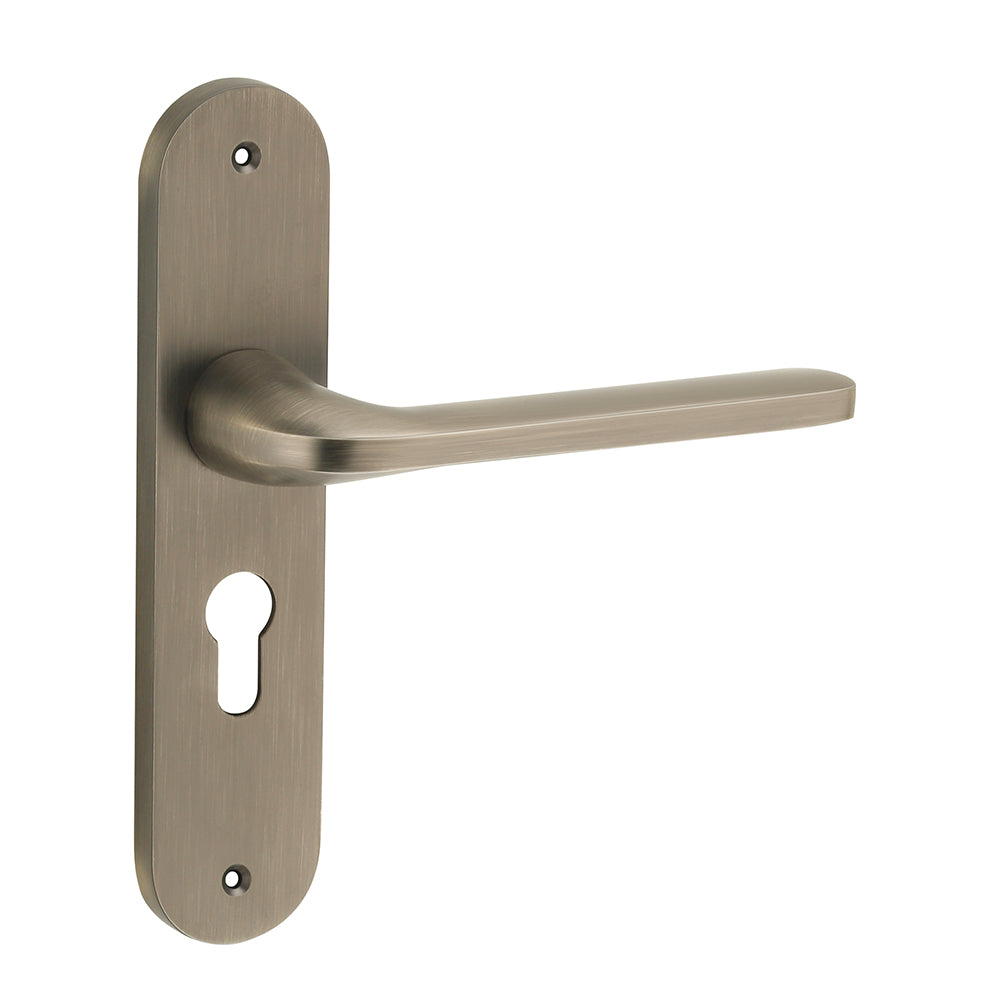 IPSA Olive Moderna Handle Series on 8" Plate CYS Lockset with 60mm Coin and Knob - Matte Antique Finish MAB