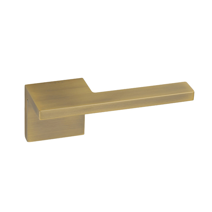 IPSA Ady Lord Series On Rose Door Handle without Lock Body & Cylinder Only Pair Finish: MAB