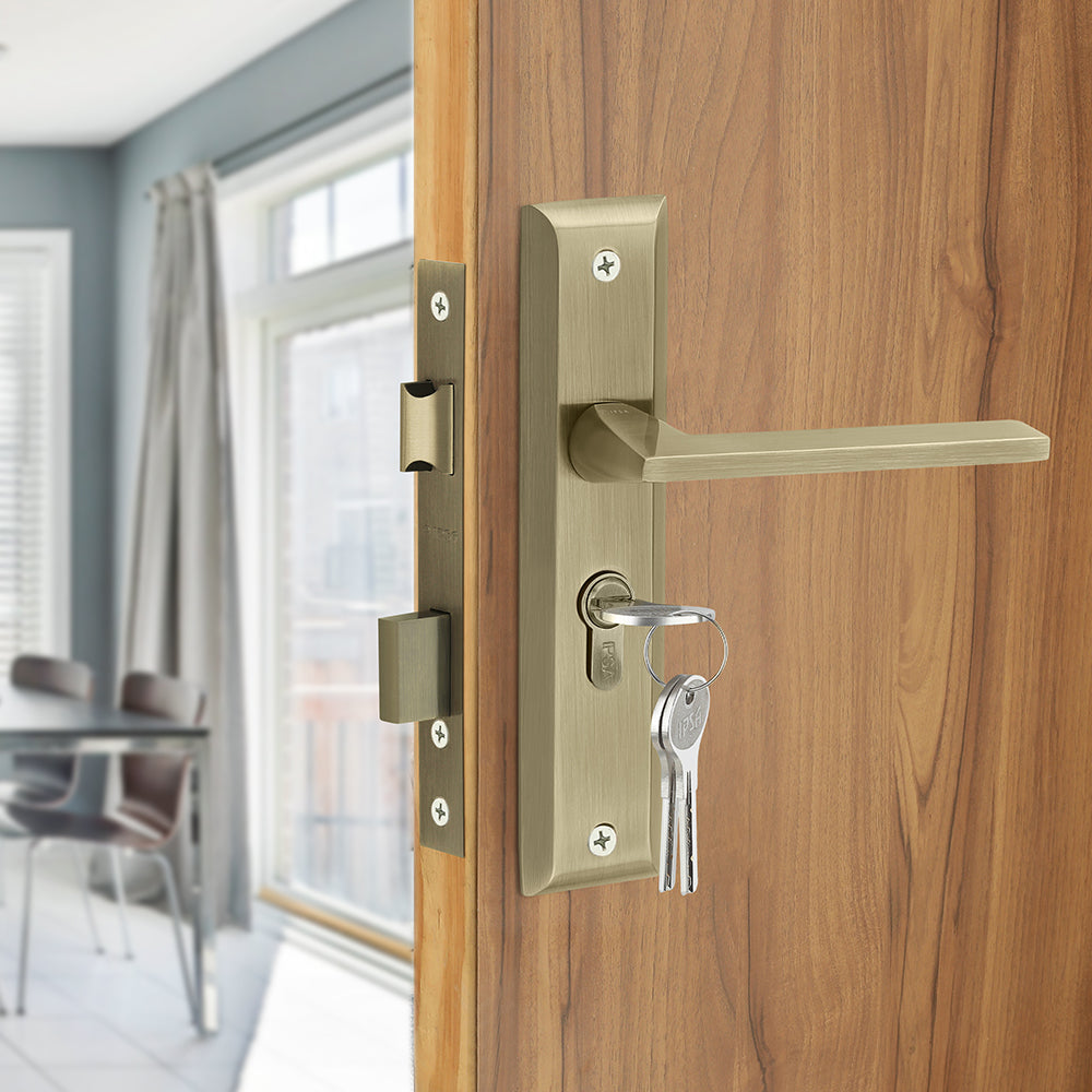 IPSA Mynza Iris Handle Series on 10