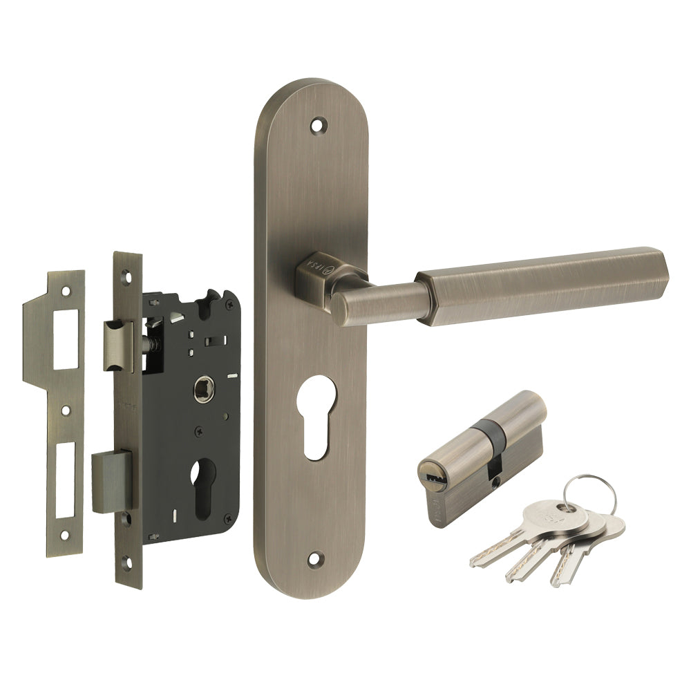 IPSA Bolt Moderna Handle Series on 8" Plate CYS Lockset with 60mm Both Side Key - Matte Antique Finish MAB