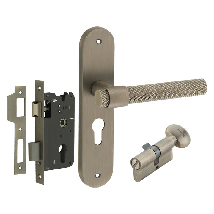 IPSA Gem Moderna Handle Series on 8" Plate CYS Lockset with 60mm Coin and Knob - Matte Antique Finish MAB